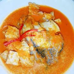 Nasi   Gulai Ikan Laut