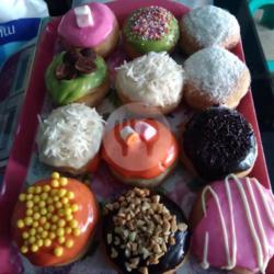 Donat Variasi Toping 1 Lusin