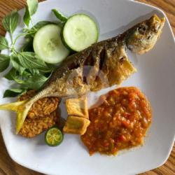 Ikan Goreng Selar , Cabe Merah