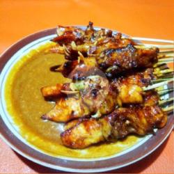 10 Sate Ayam/kacang