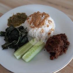 Nasi Paket Padang Rendang Sapi