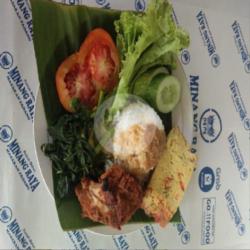 Nasi Padang Ayam Goreng   Telor Dadar Goreng