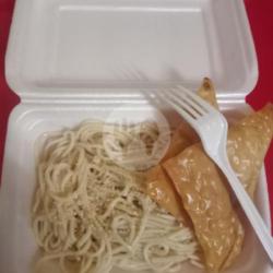 Mie Pedas Polos
