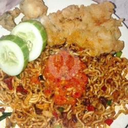 Nasi Mie Goreng Pedas  Ayam Geprek