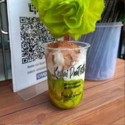 Alpukat Kocok Topping Coklat Bubuk