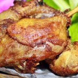 Bebek Goreng