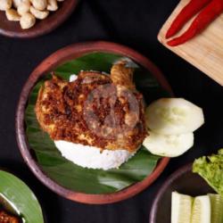 Nasi Ayam Goreng Rempah 28k