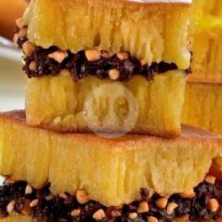 Martabak Manis Kacang Coklat