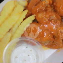 Chicken Wings Butter Garlic (isi 8   Kentang / Nasi)