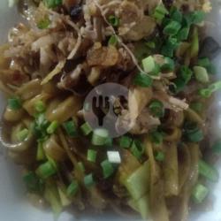 Mie Tiaw Goreng Ayam