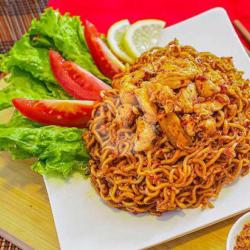 Mie Goreng Pedas Gila