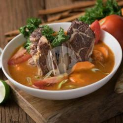 Soto Tangkar Iga Sapi Super