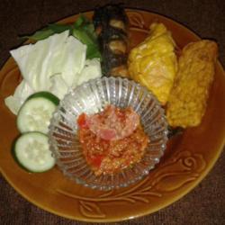 Ikan Goreng Lele