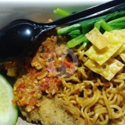 Indomie Sayap Geprek