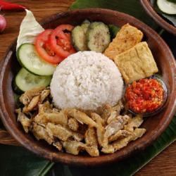 Nasi Penyetan Wader Gratis Minuman