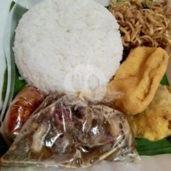 Nasi Tumis Cumi