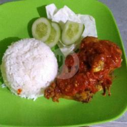 Nasi   Ayam Penyet   Tempe Goreng / 2pcs   Lalapan   Sambel Penyet