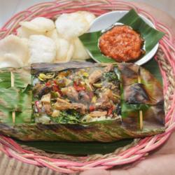 Nasi Bakar Ikan Klotok