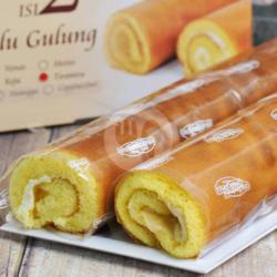 Roll Cake 2 (mangga-tiramisu)