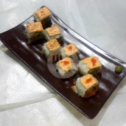 Salmon Mentai Spicy Roll