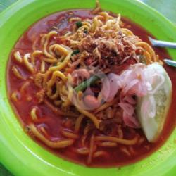 Mie Aceh Nyemek Telor