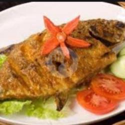 Ikan Mubara Goreng (sedang)