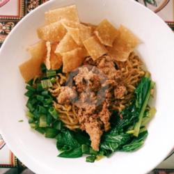 Bakmi Yamien Pangsit