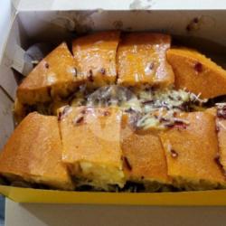 Keju Coklat Kacang   -extra Toping Banyak