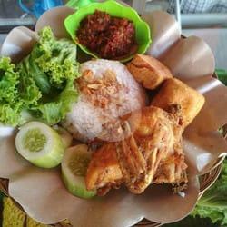 Nasi Pecal Ayam