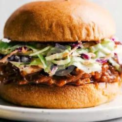 Pulled Chicken Burger