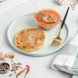 Roti Canai Dan Kari Daging Sapi