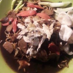 Mie Kuah Campur