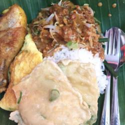 Nasi Pecel Komplit ( Telor Dadar  Ayam Goreng  Mendoan )