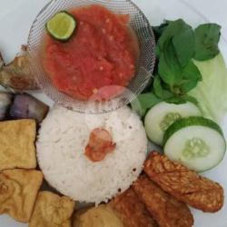 Tempong Tahu Tempe   Nasi