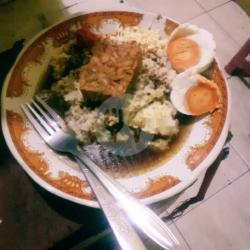 Nasi Rawon Telor Asin