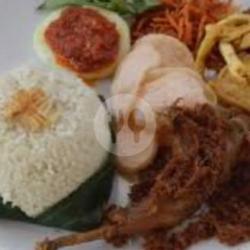Nasi Rames Ayam Goreng
