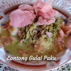 Lontong Gulai Paku