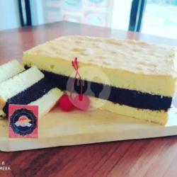 Lapis Surabaya