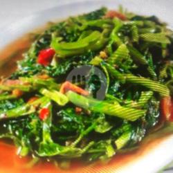 Cak Kangkung Trasi