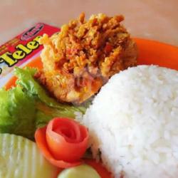 Ayam Geprek   Nasi