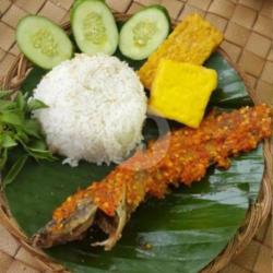 Nasi Lele Penyet