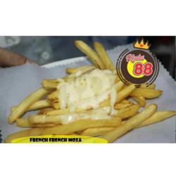 French Fries   Mozarella