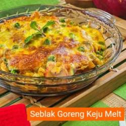 Seblak Mie Goreng Mozarella