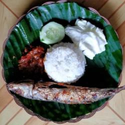 Nasi Ikan Gembung