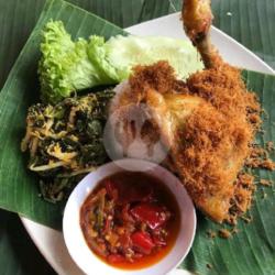 Ayam Penyet Plus Nasi