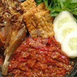 Nasi Penyet Ikan Asin