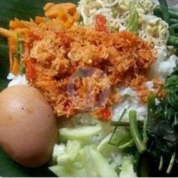 Nasi Urap   Telor Bulat