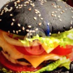 Burger Black Sosis