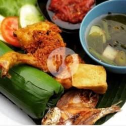 Paket Timbel Ayam Serundeng