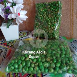 Kacang Arcis Super